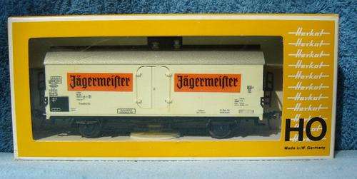 Herkat HO gauge Track Cleaning Refrigerator Wagon No. 1301