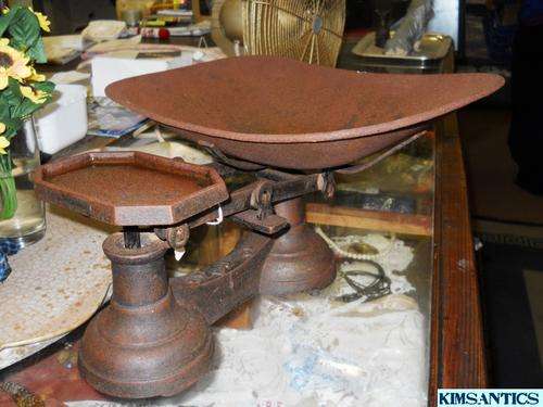 Old Kitchen Scale