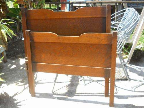 HEAD & FOOT BOARD SINGLE !!!R1 NO RESERVE!!!