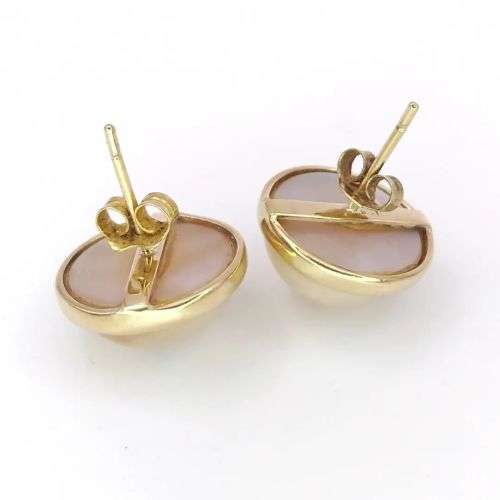 Mabé pearl studs (9ct gold)