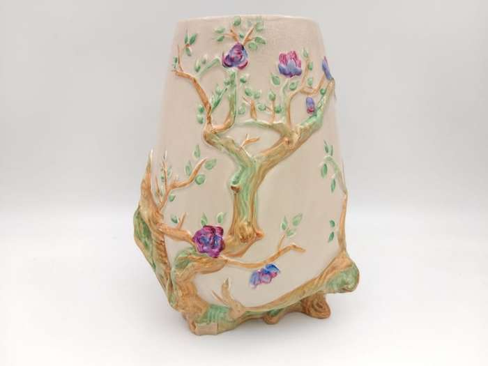Clarice Cliff vase