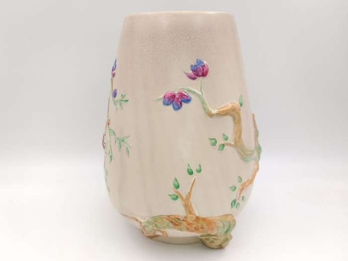 Clarice Cliff vase