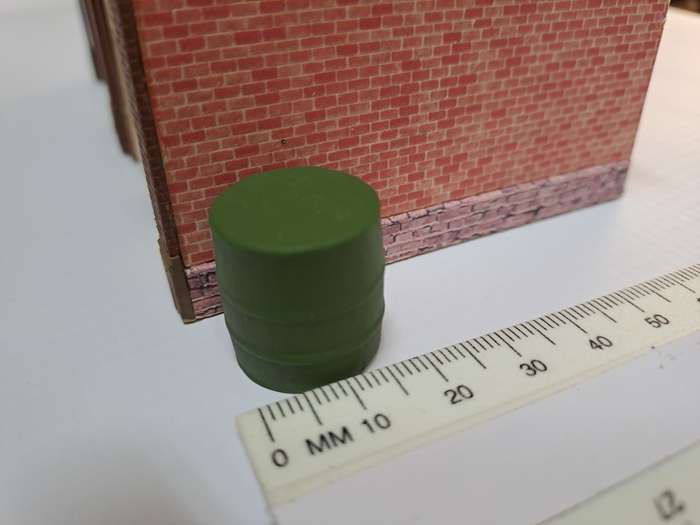 Model Trains HO 1 x Water Tank Tall 19mm diameter x 30mm