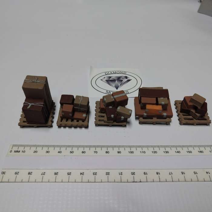 Model Trains HO 1 x Freight Crates - Big Crates + Pallets Combo x 10 pack
