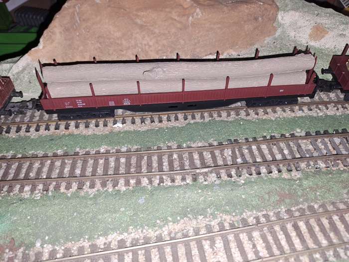 Model Trains HO - Freight Load - Wood Load Very Long Thick - 185mm x 25mm x 27mm
