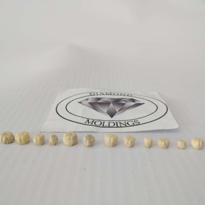 Model Trains N Scale - Pumpkins Cream (x12 pack) - 5mm diameter x 3mm