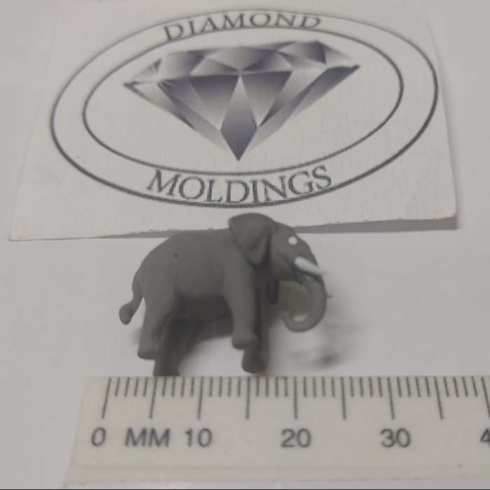 Model Trains N-Scale - Animals - Elephant