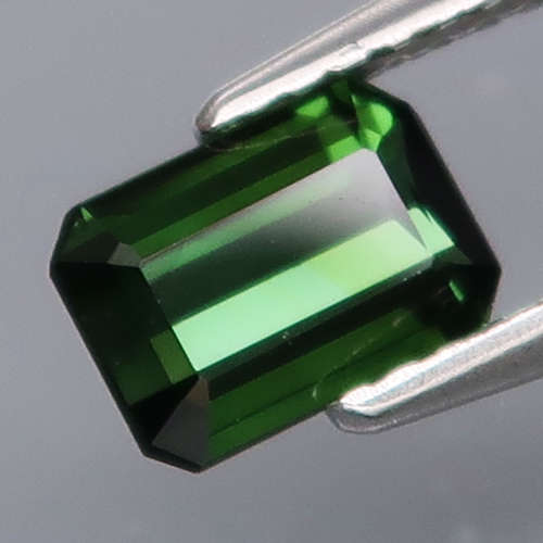 0.80Ct.Green Tourmaline Perfect Shape & Eye Clean! Attractive Color! Natural