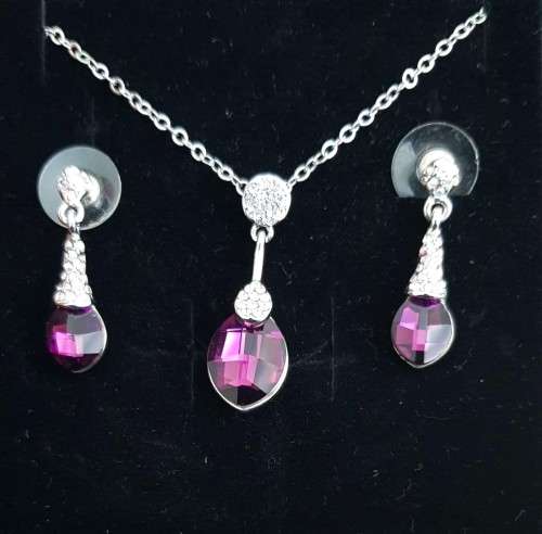 Swarovski **Amethyst Drop Design**Necklace & Earrings  Set Gold Plated  Link Chain