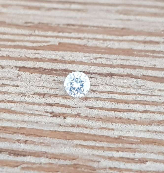 0.10Cts DIAMONDS G/SI2 **CERTIFIED**SPARKLING  WHITE COLOR NATURAL