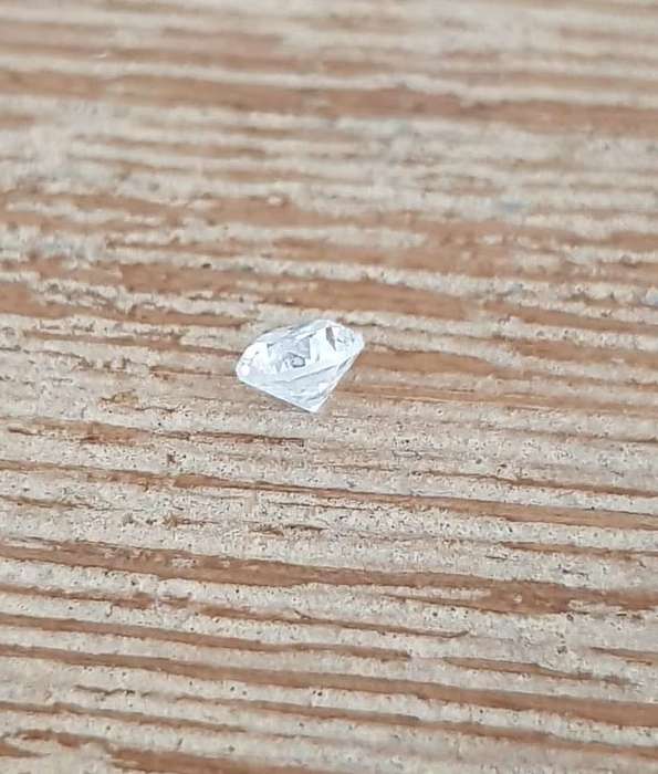 0.41Cts DIAMOND ROUND G/I1  **CERTIFIED**SPARKLING   NATURAL