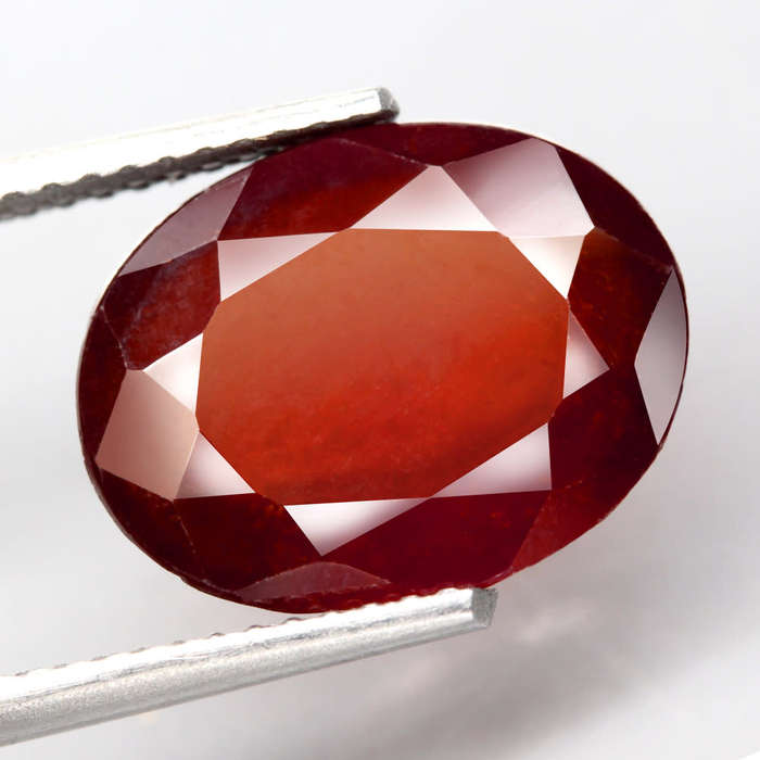 5.59Ct. Spessartite Garnet Orangish Red Colour Oval Big Shape Namibia Natural