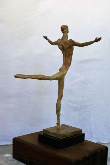 Maureen Quin - Male Ballet Dancer