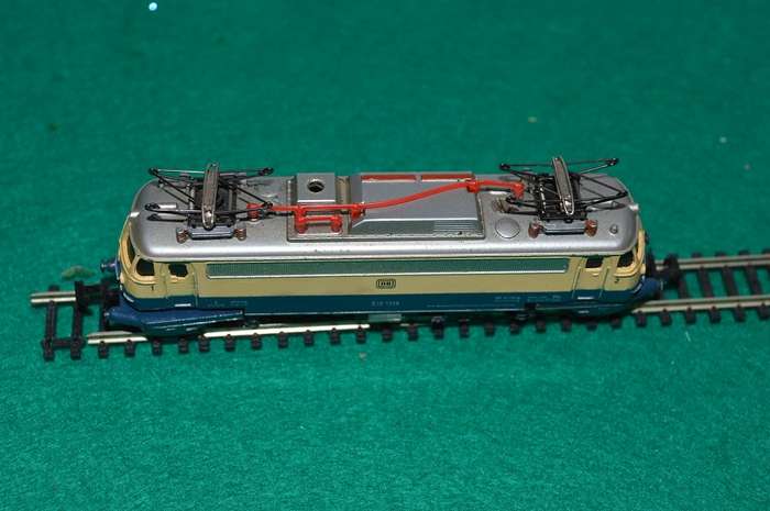 Minitrix  N Guage 12443 Elok Baureihe E10 1309 DB DSS