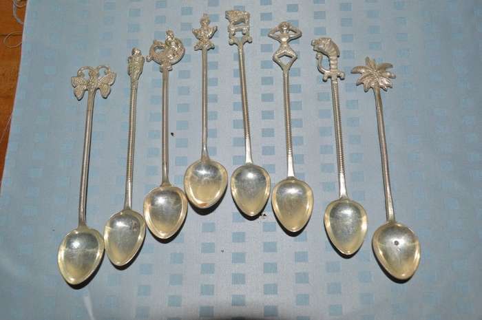 set of 8 apostle like spoons various silver plated unusual