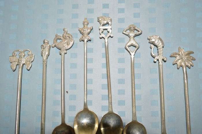 set of 8 apostle like spoons various silver plated unusual