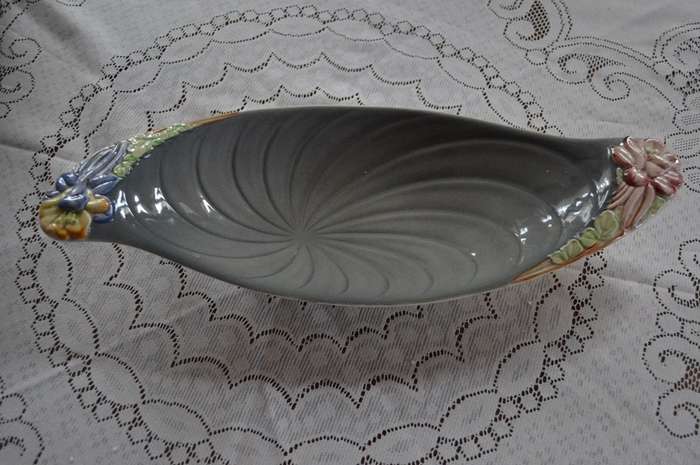 Bouquet staffordshire shorter and son beautiful dish