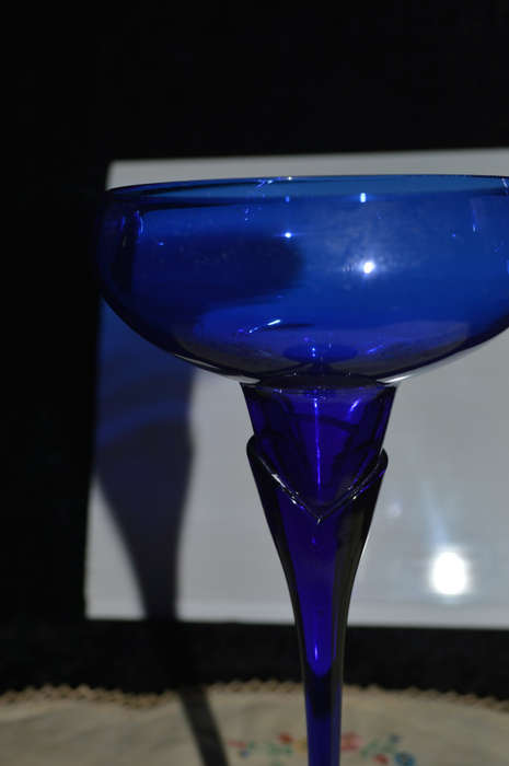 Tall dark blue bud vase 24.5cm