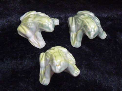 WADE FROG FAMILY X3