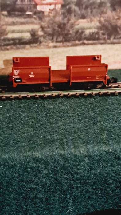 Trix N guage DB car carrier no box