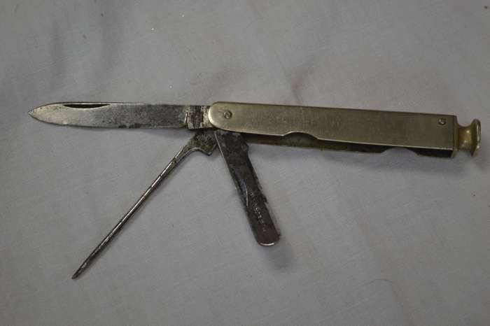 Vintage Sheffield England Taylor Eye Witness pipe knife