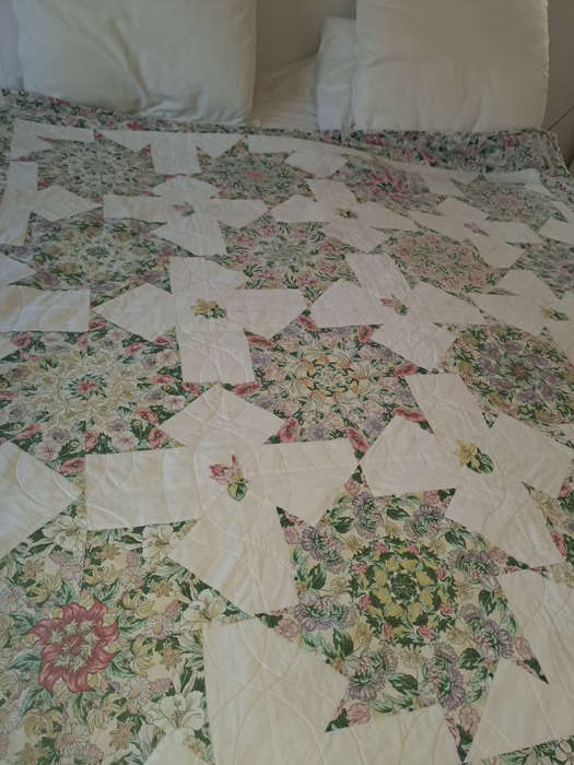 Beautiful Large hand made quilt with sling 180x180cm REDUCED