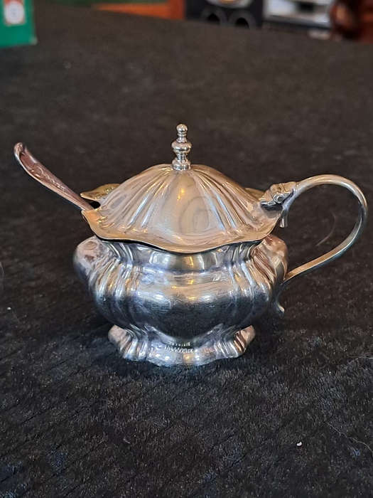 Epns mustard pot with inner and spoon