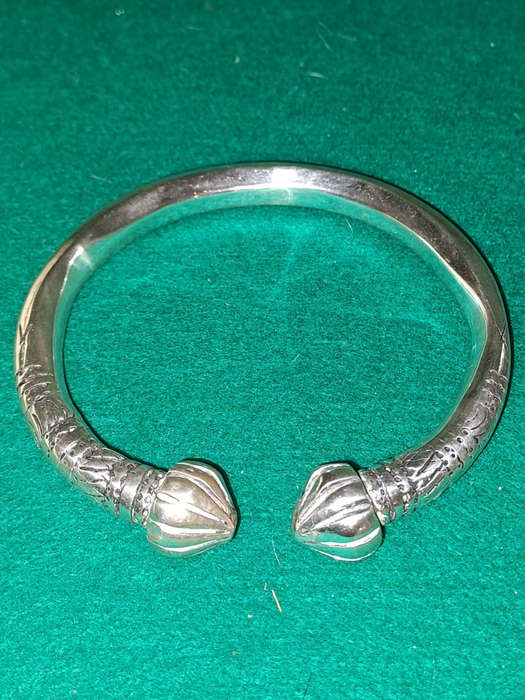 Wa / Lawa silver anklet, Golden Triangle, SE Asia solid not hollow 199 Grams