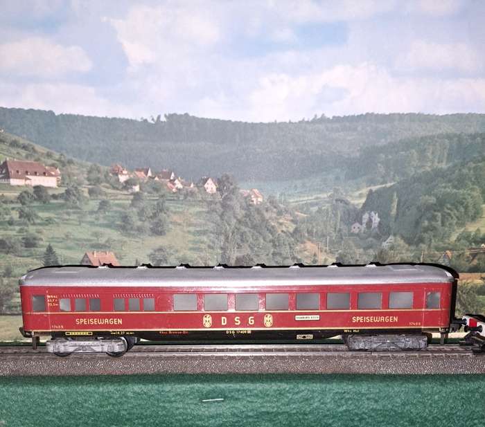 Fleischmann HO DSG 17409 dining car