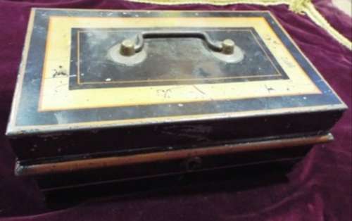 WOW.Huge hoard of coins and notes and some silver in vintage money box.