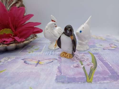 VINTAGE : Salt Pot - Fish