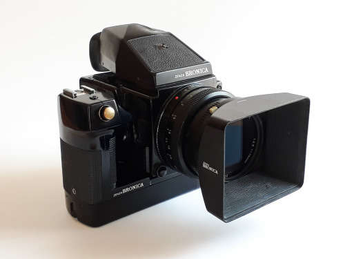 Medium Format Bronica ETRsi