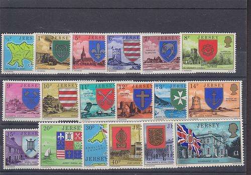 JERSEY ++ 1976 ++ "PARISH ARMS, EMBLEMS & VIEWS ++ SHORT SET OF 18 ++ MNH ++ SG 137-154