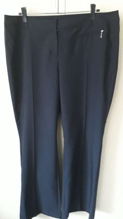 LADIES: BLACK PANTS - MAKE: WOOLWORTHS - SIZE: 18 TO FITHIP 117CM