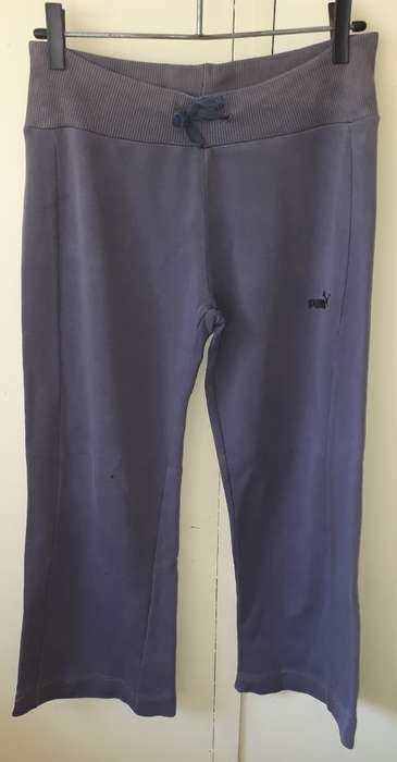 LADIES: GREY PANTS - MAKE: PUMA - SIZE: NO SIZE