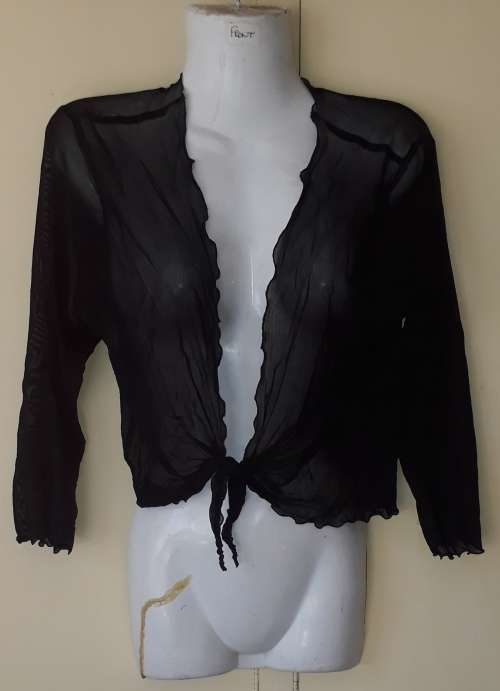 LADIES: BLACK THIN TOP - MAKE: NO MAKE - SIZE: NO SIZE