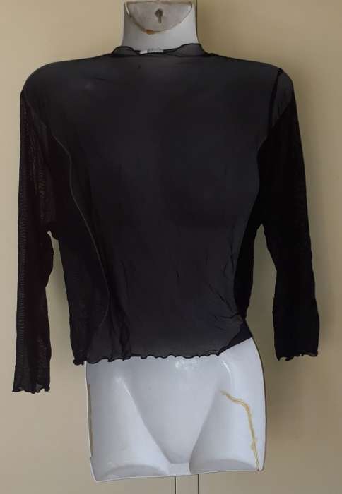 LADIES: BLACK THIN TOP - MAKE: NO MAKE - SIZE: NO SIZE
