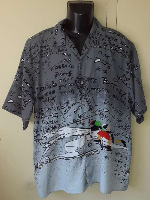MENS: GREY MULTI COLORED SHIRT - MAKE: VENUCCI - SIZE: XL
