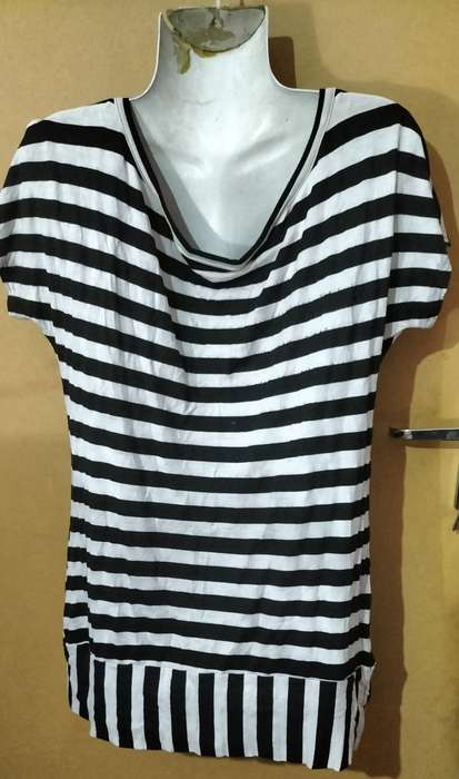 Ladies - Black & White Top - Make - Jet - Size - 16