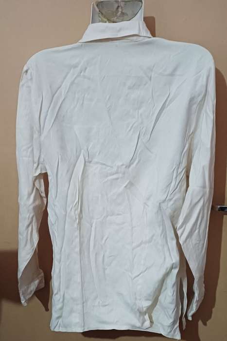 Ladies - Beige Blouse - Make - no make - Size - 42