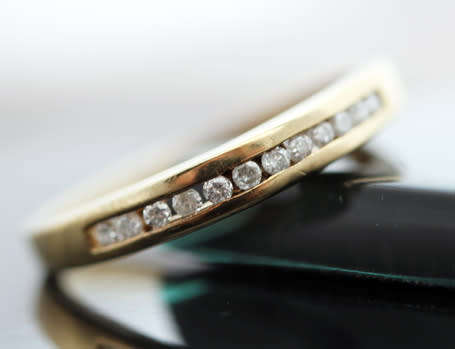 9CT YELLOW GOLD RING WITH CHANNEL SET NATURAL DIAMONDS CLASSIC HALF-ETERNITY. VINTAGE ENGLISH