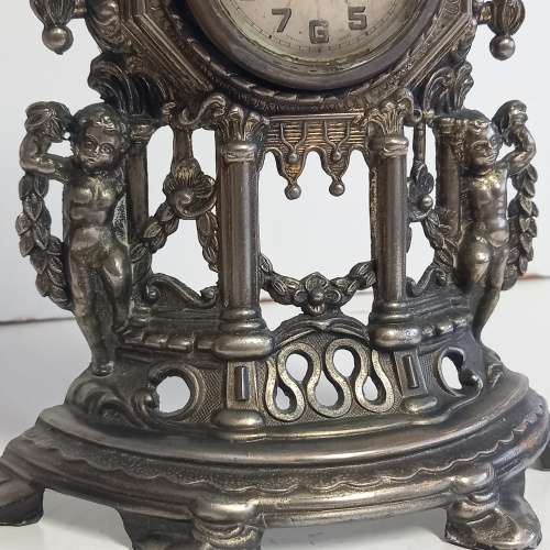 Stunning Ornate Cherub Clock