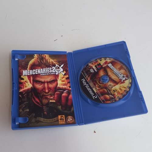 MERCENARIES 2 WORLD IN FLAMES PLAYSTATION 2 GAME