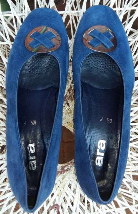 Women Pumps Blue Suede Silver Buckle Leather Size 6.5 Narrow