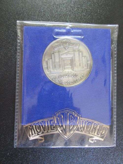 Warner Brothers Movie World large Token with a 42mm diameter