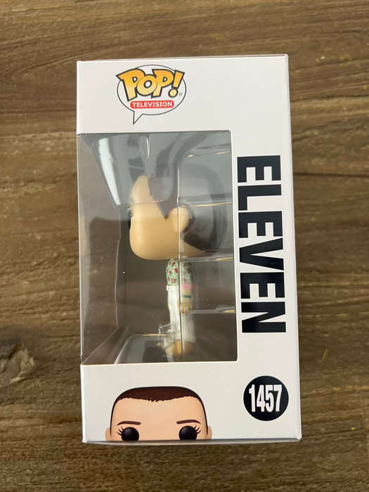 ELEVEN!!STRANGER THINGS!! FUNKO POP!!
