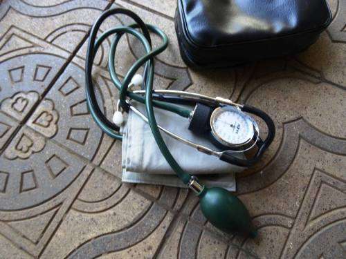 VINTAGE MINT BOXED BLOOD PRESSURE METER FROM JAPAN