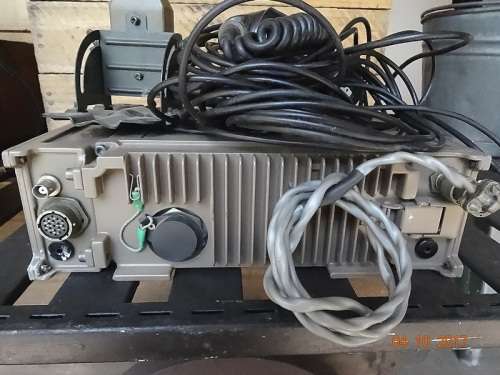 SADF B25/26 RADIO WITH LONG EXTERNAL AERIAL AND B 26 BOX