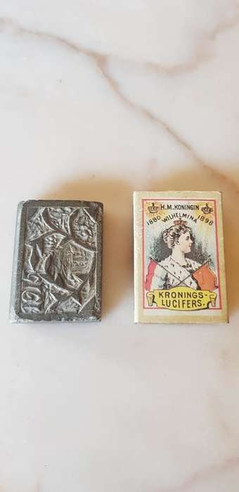 1915 WW1 SMALL STONE CARVED BIBLE