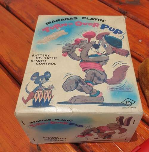 VINTAGE MARACAS TURN OVER PUP FROM TN JAPAN
